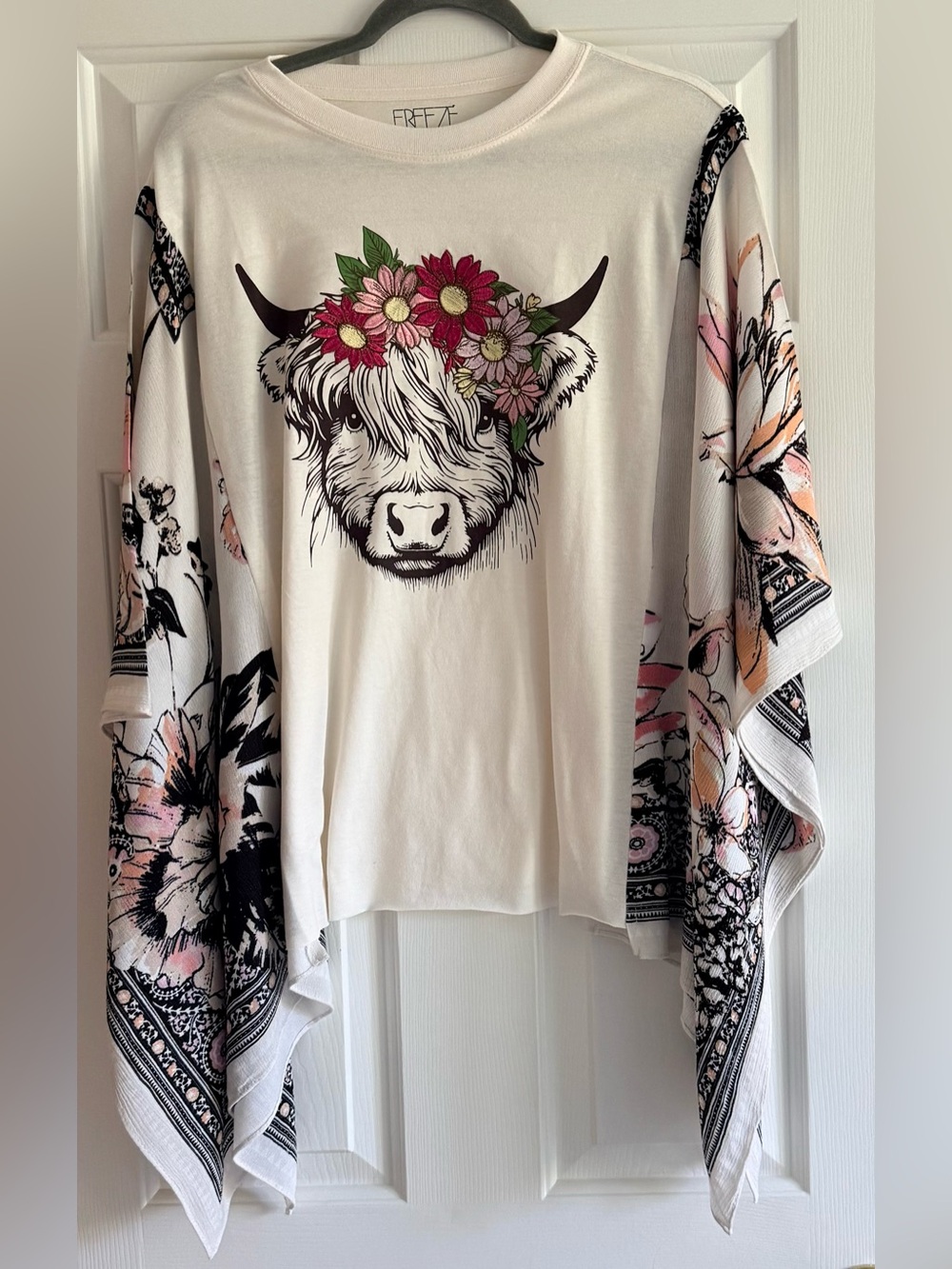 HIGHLAND COW Custom Upcycled Aplliqued Graphic Tee Kimono Sleeve Poncho OSFM